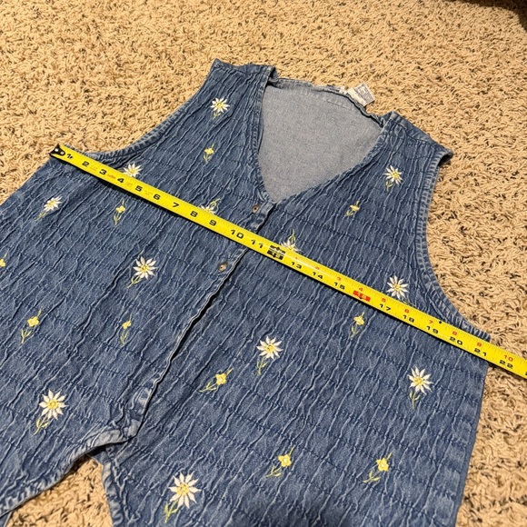 Vintage Bobbie Brooks Blue Denim Vest with Floral Embroidery - Picture 6 of 6